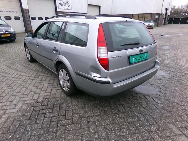 Occasion Ford Mondeo Trend 125 PK (91 kW) 2005 Grijs Stationwagen
