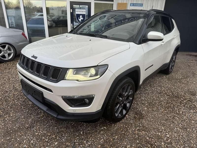 Wit Occasion 2020 Jeep Compass Limited SUV | € 16.940 (Goede deal) - Afbeelding 1/4