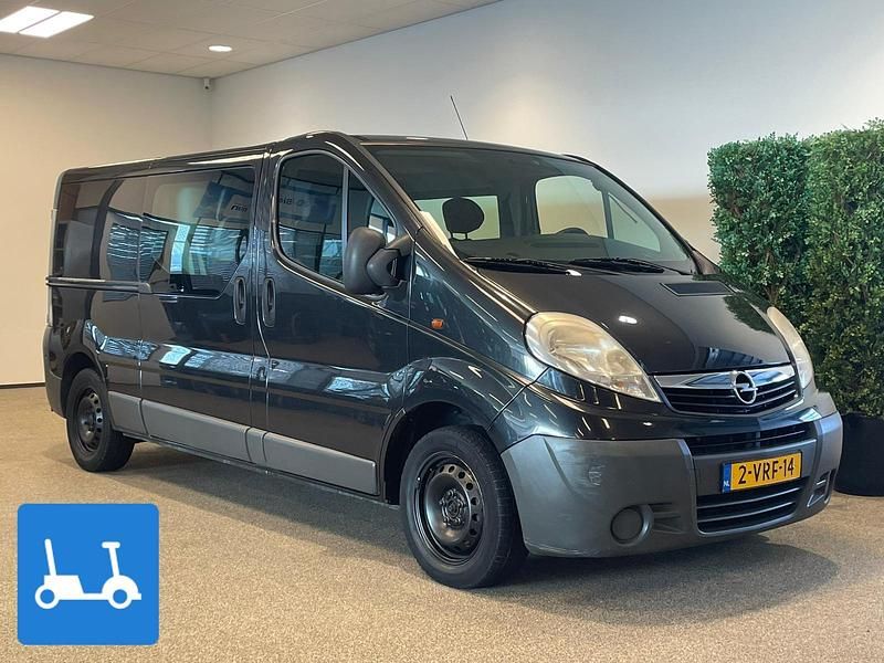 Zwart Occasion 2012 Opel Vivaro MPV | € 9.950 - Afbeelding 1/4
