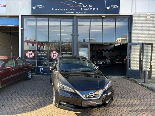 Zwart Gebruikt 2018 Nissan Leaf Hatchback | € 13.750 - Afbeelding 1/4