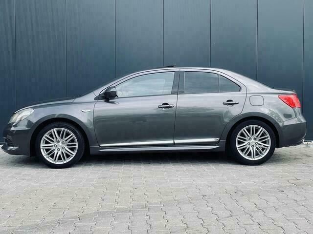 Occasion Suzuki Kizashi Sport 178 PK (130 kW) 2012 Grijs Sedan