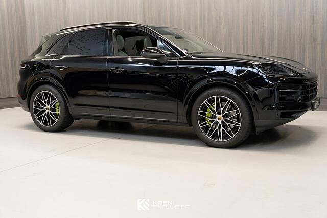 Occasion Porsche Cayenne 305 PK (224 kW) 2023 Zwart SUV