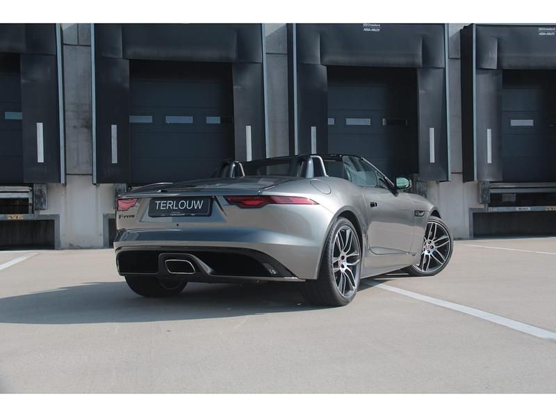 Occasion Jaguar F-Type R-Dynamic 301 PK (221 kW) 2025 Grijs Cabriolet