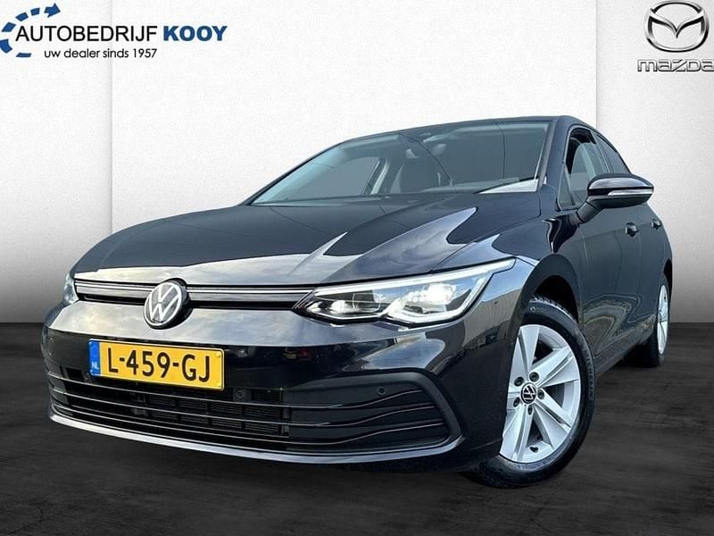 Occasion VW Golf VIII Business 131 PK (96 kW) 2021 Zwart Hatchback