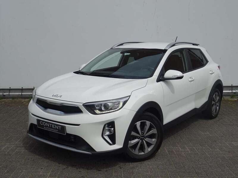Wit Gebruikt 2022 Kia Stonic SUV | € 22.440 (Eerlijke prijs) - Afbeelding 1/4