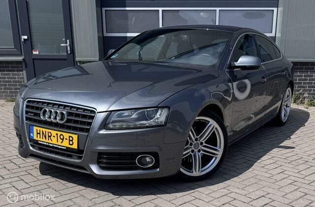 Grijs Gebruikt 2011 Audi A5 Sportback S-Line Hatchback | € 13.995 (Eerlijke prijs) - Afbeelding 1/4