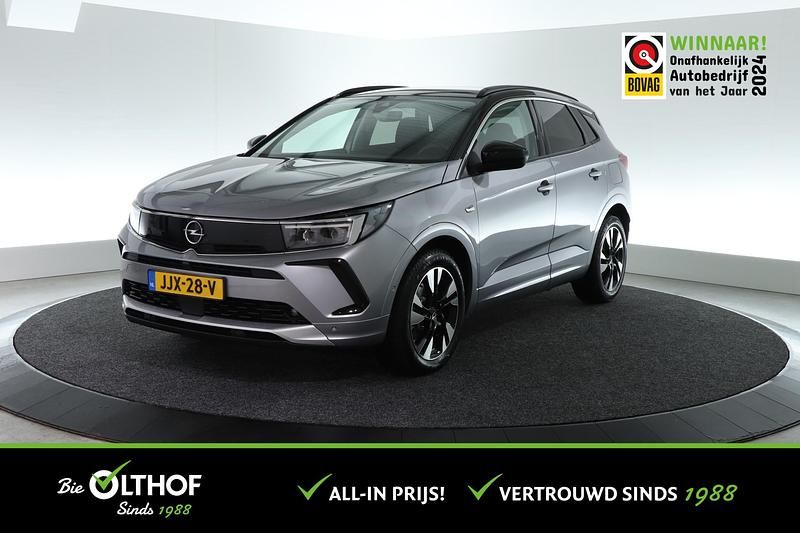Grijs Occasion 2023 Opel Grandland X SUV | € 28.750 (Eerlijke prijs) - Afbeelding 1/4