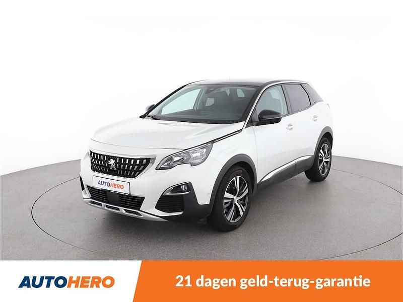 Wit (metallic) Gebruikt 2020 Peugeot 3008 Premium SUV | € 16.949 (Super prijs) - Afbeelding 1/4