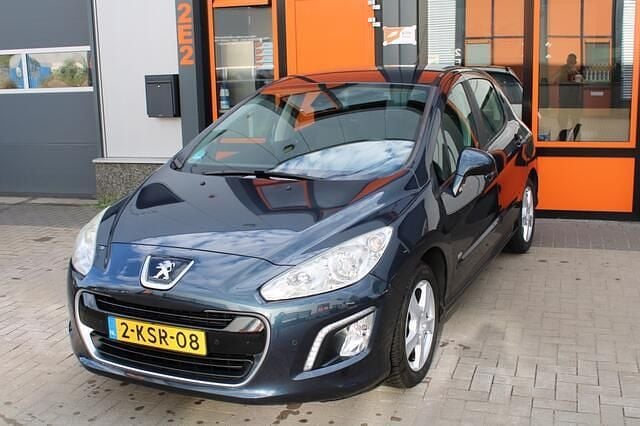 Blauw Gebruikt 2013 Peugeot 308 Style Hatchback | € 3.950 (Super prijs) - Afbeelding 1/4