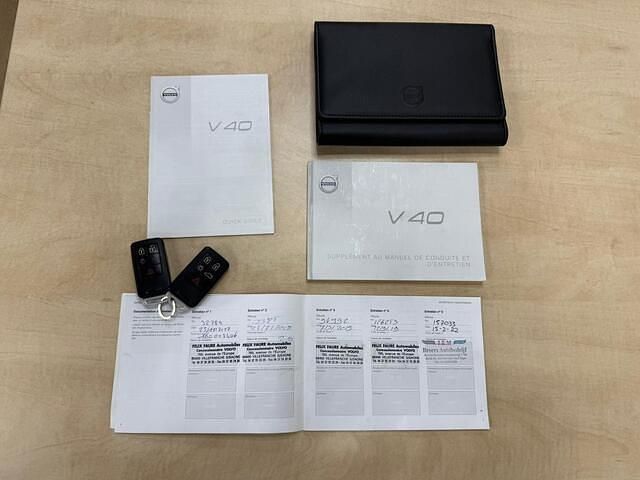 Occasion Volvo V40 R-Design 120 PK (88 kW) 2017 Wit Stationwagen