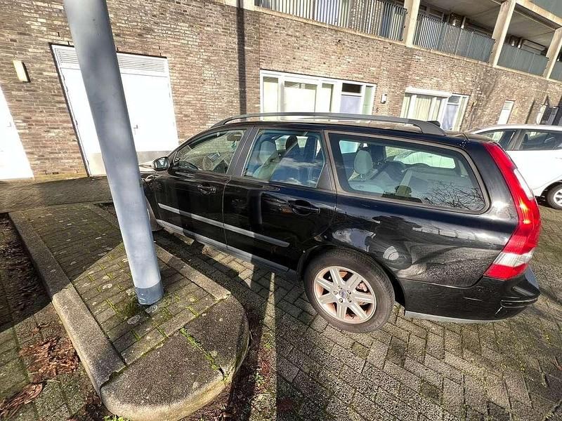 Zwart Gebruikt 2007 Volvo V50 Stationwagen | € 1.150 (Super prijs) - Afbeelding 1/4