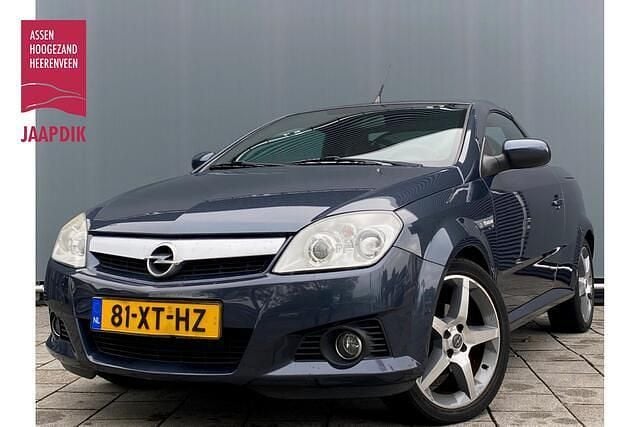 Grijs Gebruikt 2007 Opel Tigra Cabriolet | € 2.999 (Eerlijke prijs) - Afbeelding 1/4