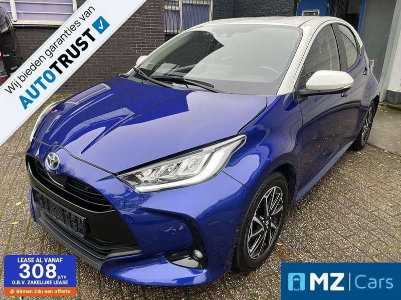 Gebruikt 2022 Toyota Yaris Hybrid Business Edition Hatchback | € 22.995 (Iets duurder) - Afbeelding 1/4