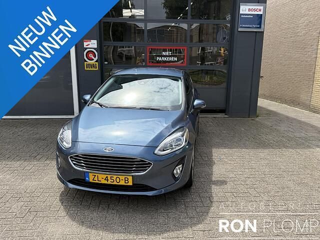 Blauw Gebruikt 2019 Ford Fiesta Titanium Hatchback | € 15.950 (Eerlijke prijs) - Afbeelding 1/4