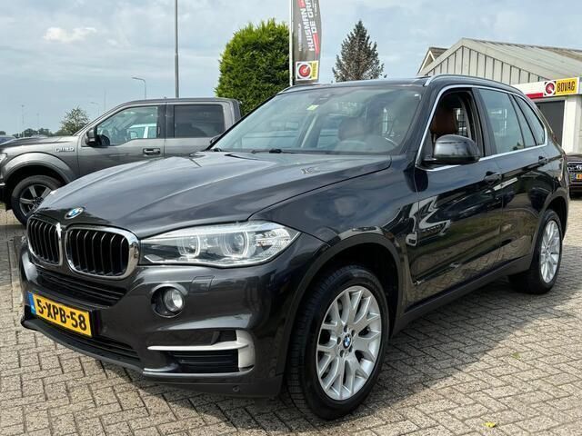 Grijs Gebruikt 2014 BMW X5 Executive SUV | € 17.950 (Duur) - Afbeelding 1/4