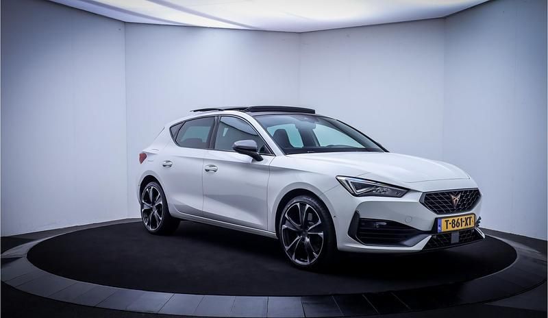 Occasion Cupra Leon VZ 2023 Wit Hatchback