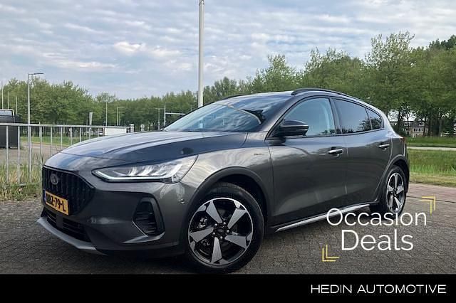 Grijs Occasion 2024 Ford Focus ST-Line Stationwagen | € 26.995 (Goede deal) - Afbeelding 1/4