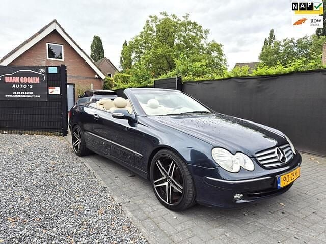 Zwart Gebruikt 2004 Mercedes 240 Elegance Cabriolet | € 5.899 (Super prijs) - Afbeelding 1/4