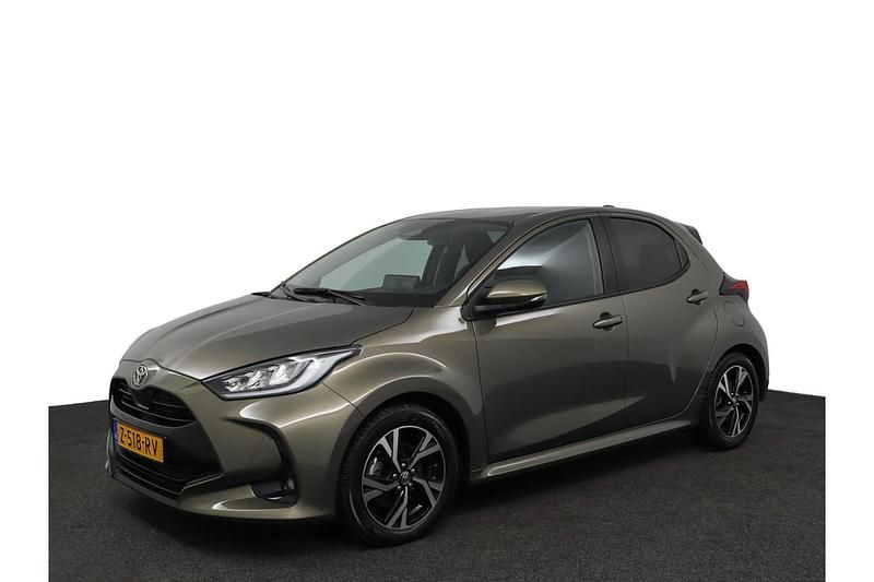 Groen Gebruikt 2024 Toyota Yaris Hybrid Edition Hatchback | € 23.900 (Eerlijke prijs) - Afbeelding 1/1