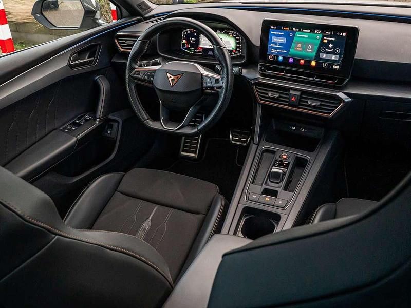 Occasion Cupra Leon VZ 245 PK (180 kW) 2022 Wit Hatchback