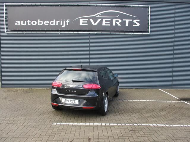 Occasion Seat Leon Ecomotive 105 PK (77 kW) 2010 Zwart Hatchback