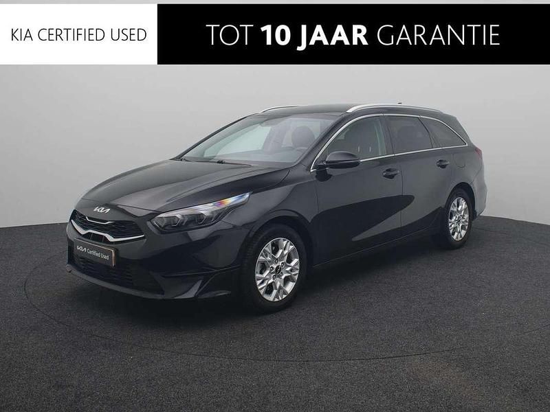 Zwart Gebruikt 2022 Kia Ceed Sportswagon Stationwagen | € 22.940 (Eerlijke prijs) - Afbeelding 1/2
