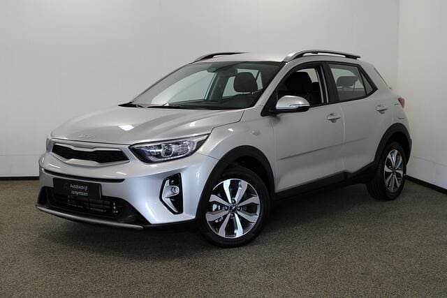 Grijs Gebruikt 2025 Kia Stonic SUV | € 24.950 (Eerlijke prijs) - Afbeelding 1/4