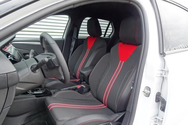 Occasion Opel Corsa GS Line 131 PK (96 kW) 2023 Wit Hatchback