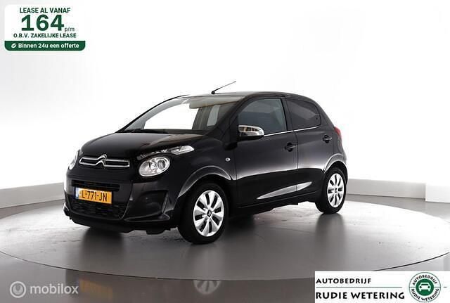 Zwart (metallic) Gebruikt 2021 Citroën C1 Feel Hatchback | € 9.950 (Eerlijke prijs) - Afbeelding 1/4