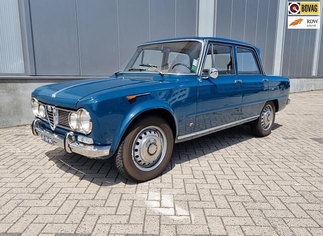 Blauw Gebruikt 1966 Alfa Romeo Giulia Ti Sedan | € 29.950 - Afbeelding 1/4