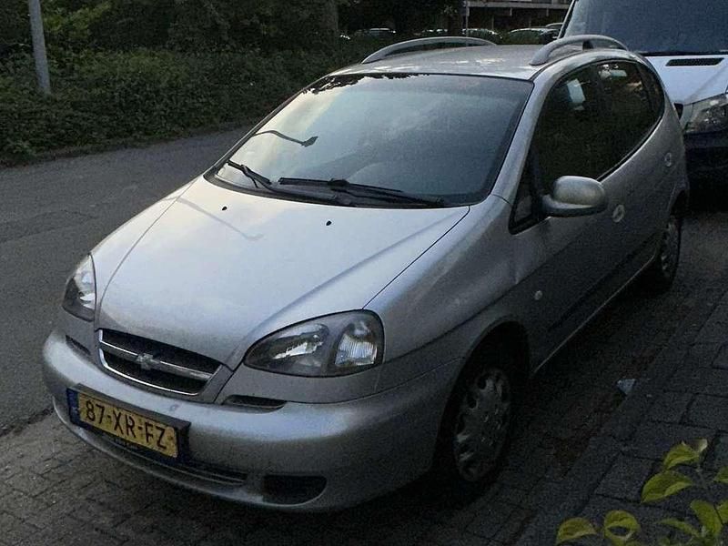 Zilver Gebruikt 2007 Chevrolet Tacuma MPV | € 900 (Eerlijke prijs) - Afbeelding 1/4