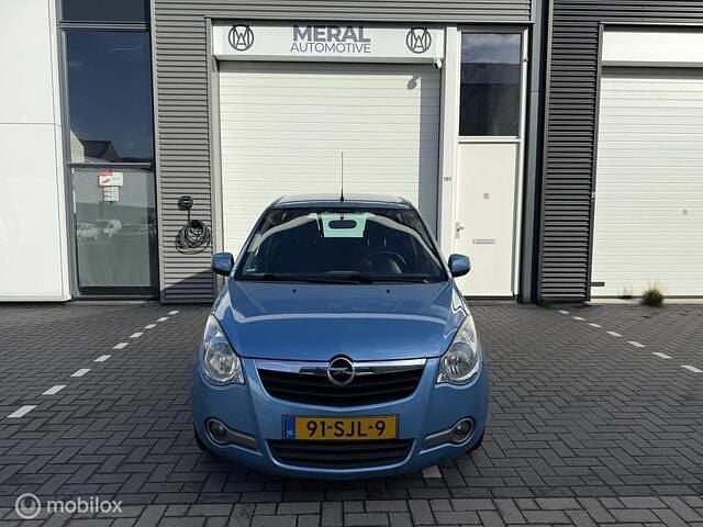 Occasion Opel Agila Edition 68 PK (50 kW) 2011 Blauw Hatchback