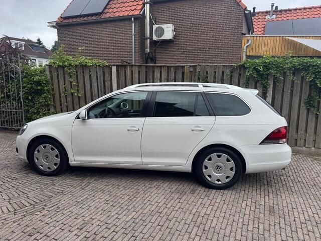 Wit Gebruikt 2009 VW Golf VI Comfortline Stationwagen | € 4.499 (Goede deal) - Afbeelding 1/4