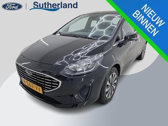 Zwart Occasion 2022 Ford Fiesta Titanium Hatchback | € 13.450 (Goede deal) - Afbeelding 1/4