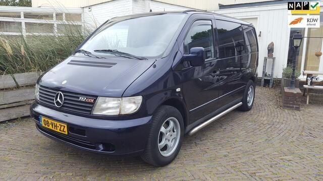 Blauw Gebruikt 1999 Mercedes Vito MPV | € 7.950 - Afbeelding 1/4