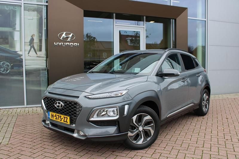 Galactic gray metallic (r3g) Occasion 2020 Hyundai Kona Premium SUV | € 17.950 (Eerlijke prijs) - Afbeelding 1/4
