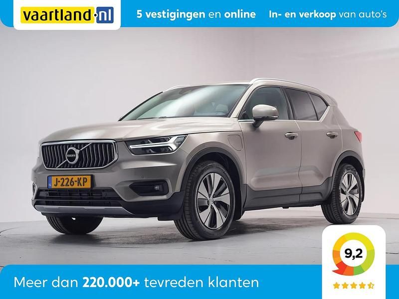 Grijs Gebruikt 2020 Volvo XC40 Business Edition SUV | € 21.909 (Goede deal) - Afbeelding 1/4