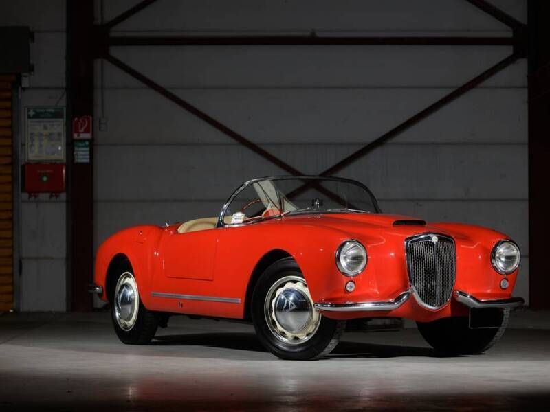 Rood Gebruikt 1955 Lancia Aurelia Cabriolet | € 689.000 - Afbeelding 1/4