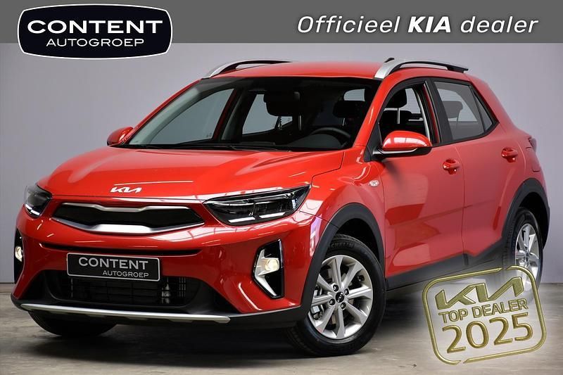 Rood metallic Nieuw 2025 Kia Stonic SUV | € 26.840 (Eerlijke prijs) - Afbeelding 1/4