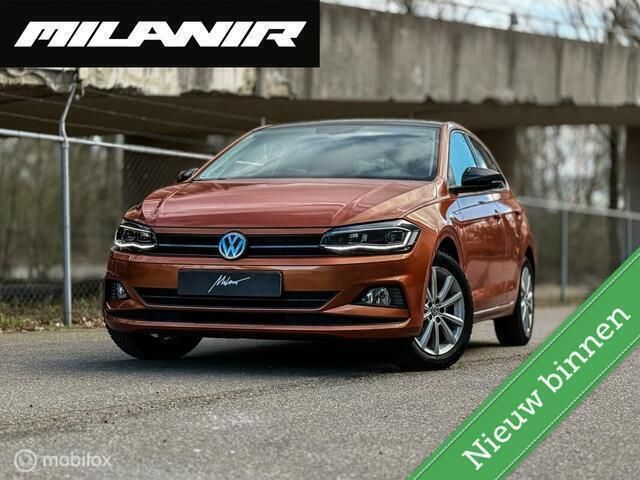 Oranje Gebruikt 2020 VW Polo R-line Hatchback | € 14.945 (Eerlijke prijs) - Afbeelding 1/4