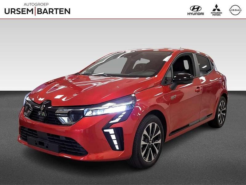 Rood Nieuw 2025 Mitsubishi Colt Intense Hatchback | € 26.230 (Eerlijke prijs) - Afbeelding 1/4