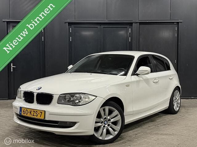 Wit Occasion 2010 BMW 116 M Sport Hatchback | € 4.999 (Eerlijke prijs) - Afbeelding 1/4
