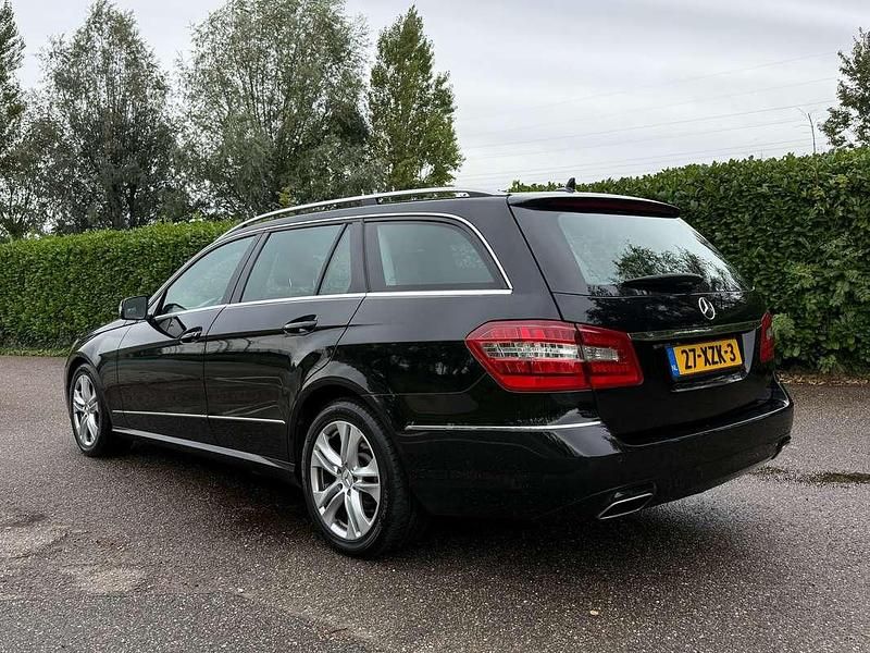 Occasion Mercedes E200 Avantgarde 136 PK (100 kW) 2012 Zwart Stationwagen