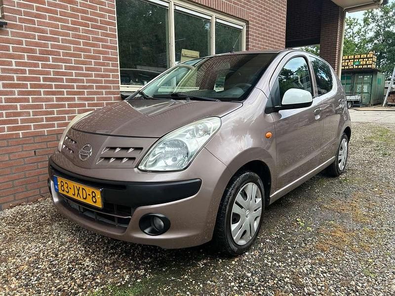 Beige Gebruikt 2009 Nissan Pixo Acenta Hatchback | € 2.495 (Eerlijke prijs) - Afbeelding 1/4