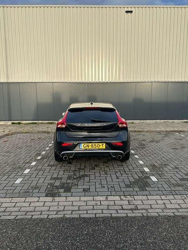 Occasion Volvo V40 R-Design 120 PK (88 kW) 2015 Zwart MPV
