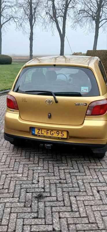 Occasion 1999 Toyota Yaris | € 1.100 (Eerlijke prijs) - Afbeelding 1/4