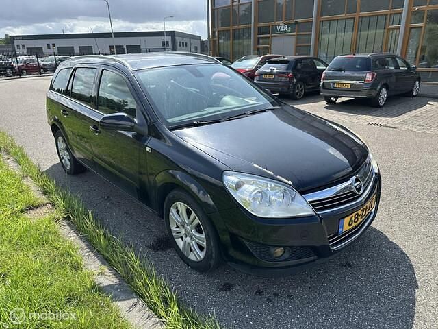 Occasion Opel Astra Executive 110 PK (80 kW) 2008 Zwart Stationwagen