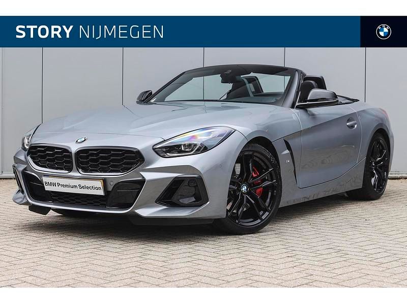 Grijs Gebruikt 2024 BMW Z4 Executive Cabriolet | € 53.450 (Iets duurder) - Afbeelding 1/4
