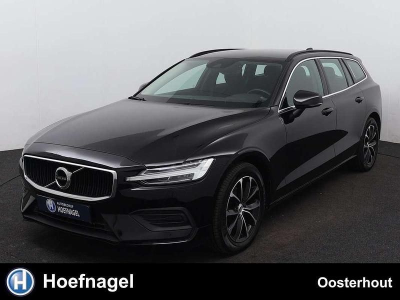 Zwart Occasion 2021 Volvo V60 Momentum Stationwagen | € 26.450 (Super prijs) - Afbeelding 1/4