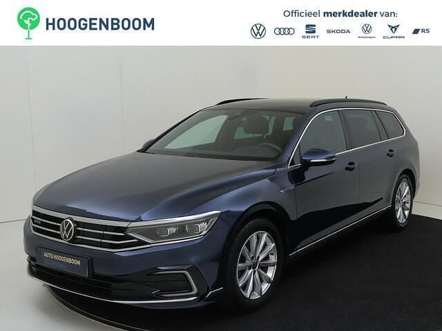 Blauw Gebruikt 2021 VW Passat Business Stationwagen | € 24.950 (Goede deal) - Afbeelding 1/3